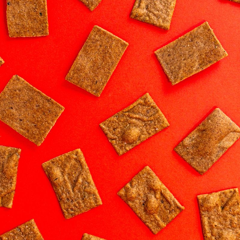 SMALL GIANTS BITES - CRACKERS WITH CRICKET FLOUR - 21% <tc>protein</tc>