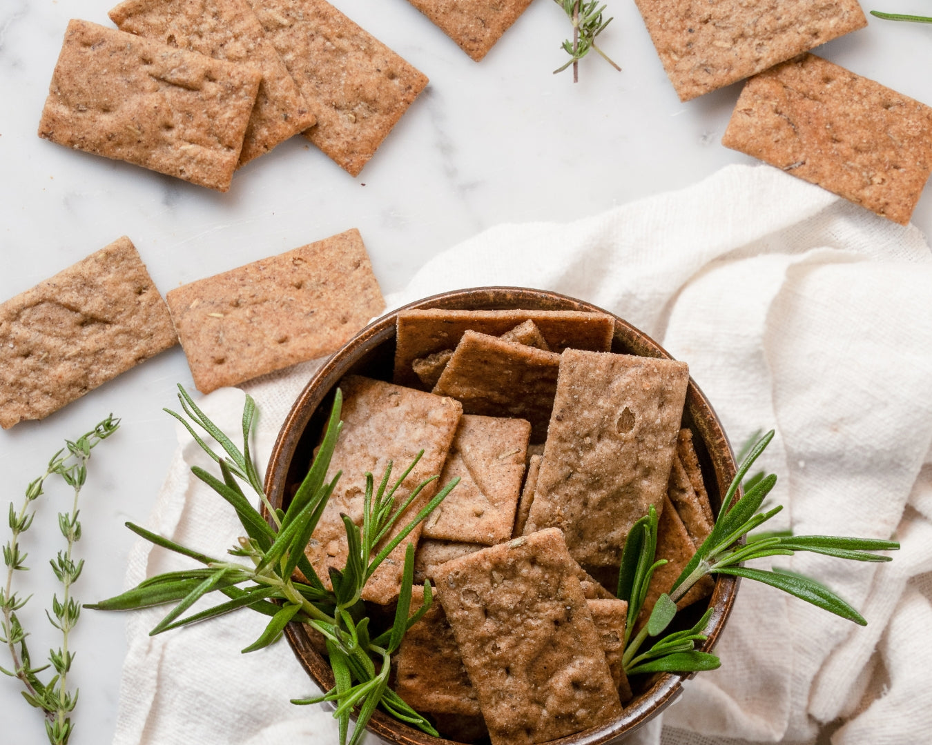 SMALL GIANTS BITES - CRACKERS WITH CRICKET FLOUR - ROSEMARY AND THYME
